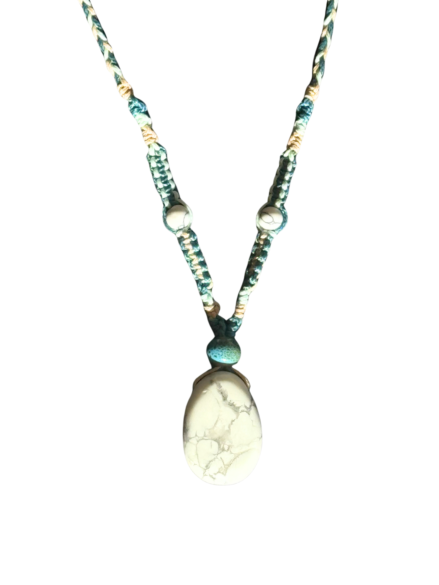 HOWLITE